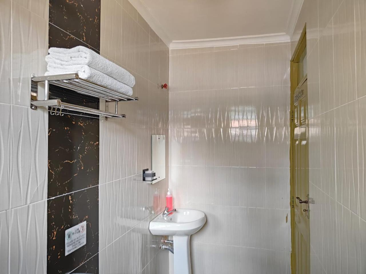 Milimani Drive Livings Appartement Kisumu Buitenkant foto